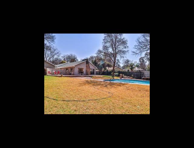 4 BEDROOM HOUSE FOR SALE IN HENLEY-ON-KLIP